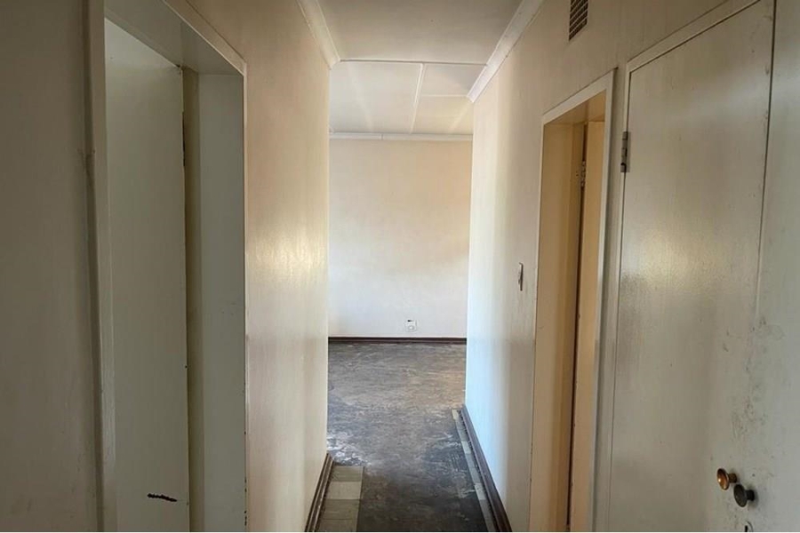 3 Bedroom Property for Sale in Rustenburg Central North West